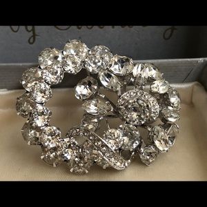 Eisenberg Ice vintage brooch clear stones SALE